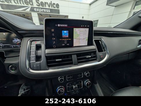 Used 2022 GMC Yukon AT4 w/ Technology Package AWD/4WD image 14