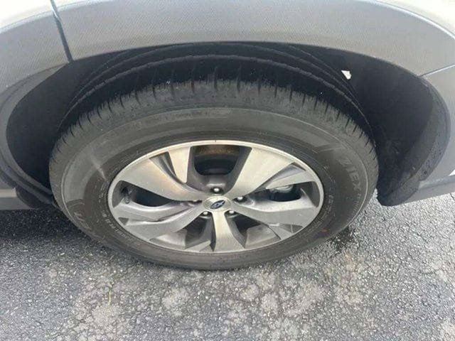 Used 2025 Subaru Ascent Premium AWD/4WD image 19