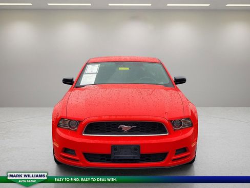 Used 2013 Ford Mustang Coupe image 2
