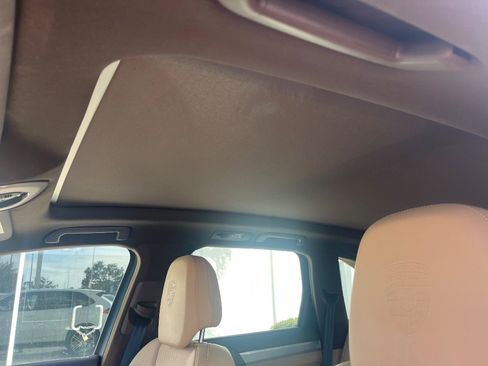 Used 2018 Porsche Cayenne Platinum Edition image 29