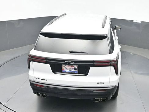 Used 2025 Chevrolet Traverse LT w/ Midnight/Sport Edition FWD image 32