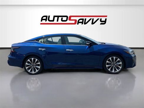 Used 2023 Nissan Maxima Platinum w/ Sport Mat Group image 8