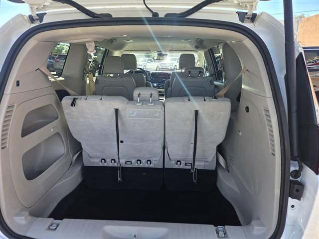 Used 2021 Chrysler Pacifica Touring-L FWD image 13