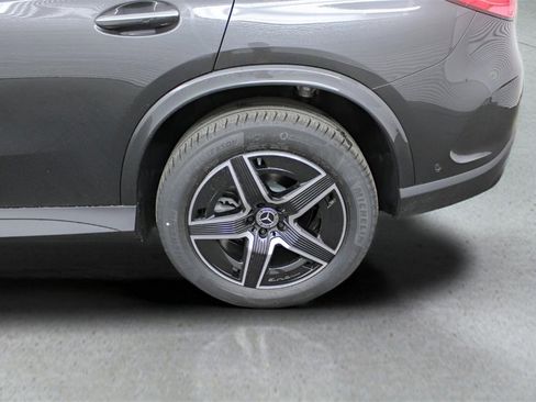 Used 2025 Mercedes-Benz GLC 300 GLC 300 image 33