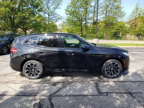 New 2026 BMW X3 xDrive30 w/ M Sport Package AWD/4WD image 3