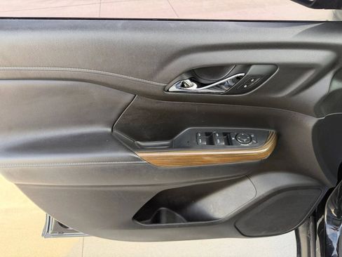 Used 2021 GMC Acadia SLE AWD/4WD image 20