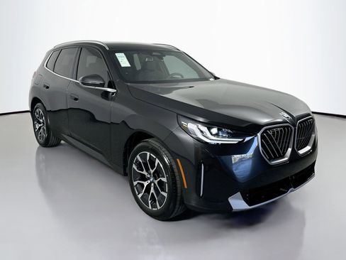 Used 2025 BMW X3 xDrive30i w/ Convenience Package image 4