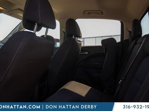 Used 2017 Chevrolet Colorado LT w/ LT Convenience Package RWD image 15