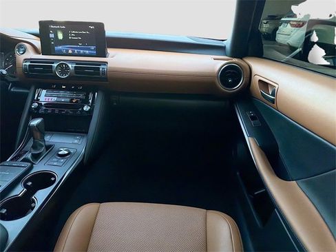Used 2022 Lexus IS 300 w/ Premium Package image 17