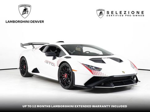 Used 2022 Lamborghini Huracan STO RWD image 10