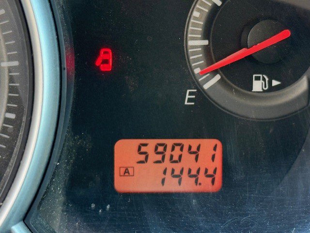 Used 2012 Nissan Versa 1.8 S w/ Plus Pkg FWD image 5