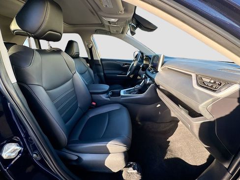 Used 2024 Toyota RAV4 XLE Premium image 36