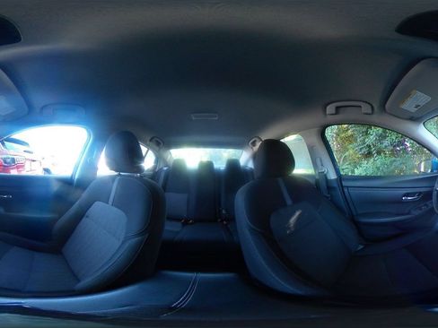 Used 2025 Nissan Sentra SV FWD image 40