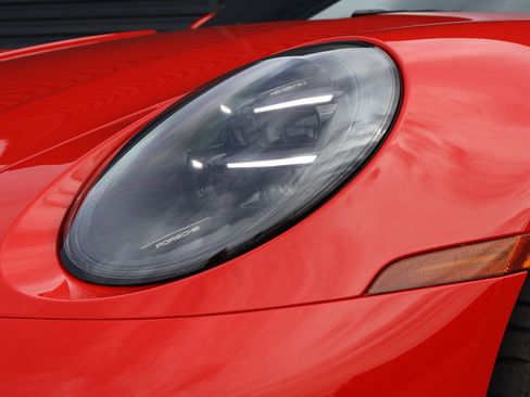 Certified 2025 Porsche 911 Carrera image 12