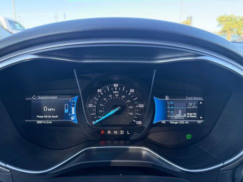 Used 2018 Ford Fusion S image 29