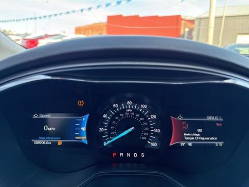 Used 2020 Ford Fusion SE AWD/4WD image 17