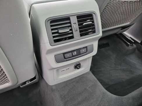 Used 2023 Audi Q5 2.0T Premium Plus image 12