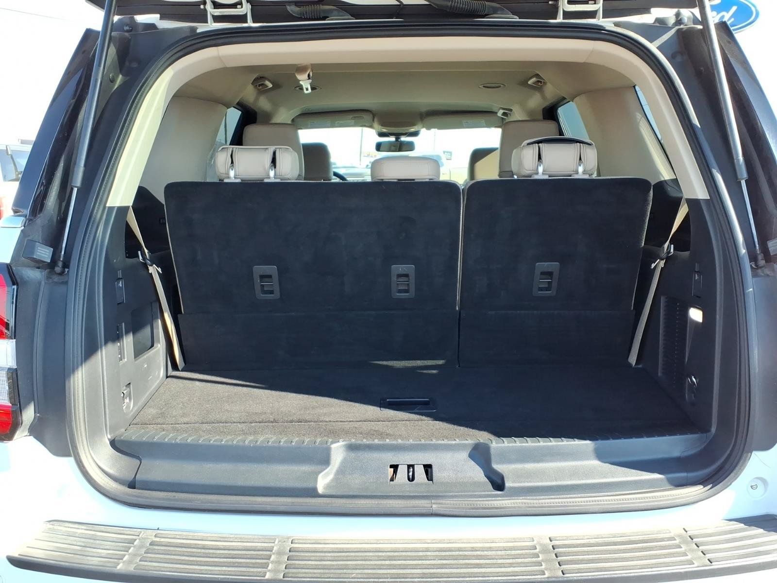Certified 2023 Ford Expedition XLT RWD image 9