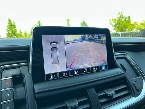 Used 2021 Chevrolet Tahoe High Country AWD/4WD image 18