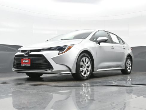 Used 2024 Toyota Corolla LE FWD image 26