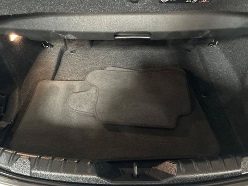 Used 2018 BMW 230i Convertible RWD image 29