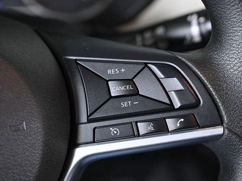 Used 2020 Nissan Versa SV image 14