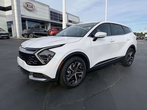 Used 2024 Kia Sportage EX FWD image 33
