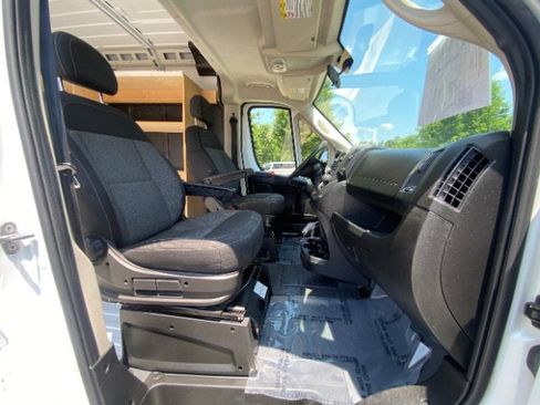 Used 2020 RAM ProMaster 2500 w/ Interior Convenience Group FWD image 14