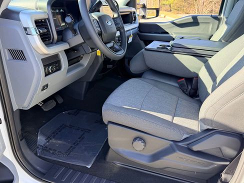 New 2026 Ford F250 XL w/ STX Appearance Package AWD/4WD image 17