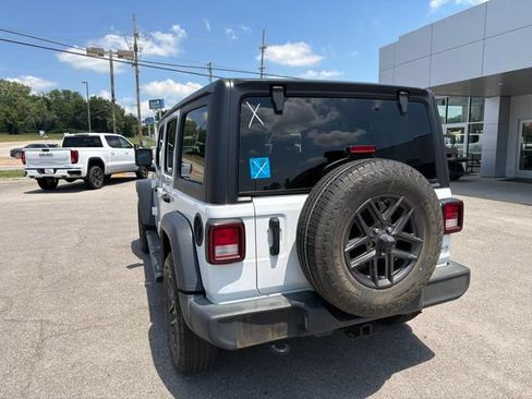 Used 2024 Jeep Wrangler Unlimited Sport AWD/4WD image 24