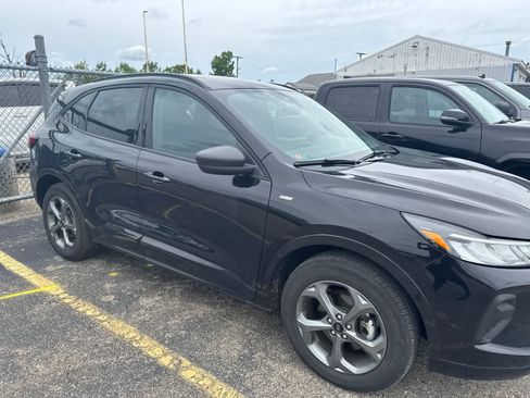 Used 2024 Ford Escape ST-Line w/ Tech Pack #1 AWD/4WD image 25