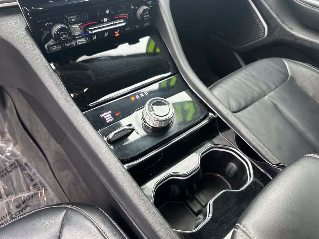 Used 2021 Jeep Grand Cherokee L Limited AWD/4WD image 23