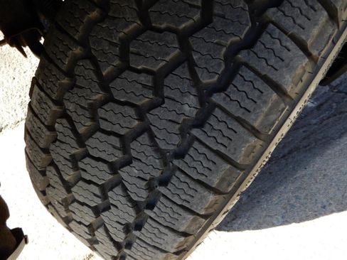 Used 2019 GMC Sierra 1500 SLE w/ SLE Value Package image 27