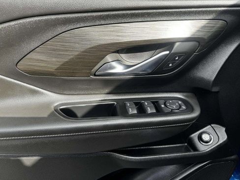 Used 2023 GMC Terrain SLE w/ Driver Convenience Package image 20