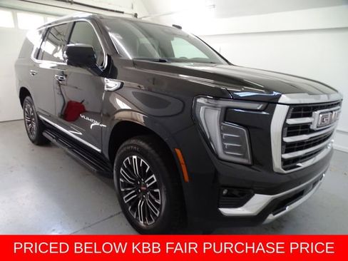Used 2025 GMC Yukon Elevation w/ LPO, Floor Liner Package AWD/4WD image 1