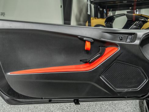 Used 2021 Lamborghini Huracan STO image 38