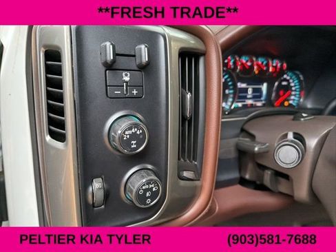 Used 2018 Chevrolet Silverado 1500 High Country image 16