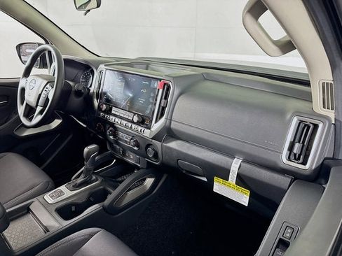 New 2026 Nissan Frontier SV w/ Tow Package AWD/4WD image 24