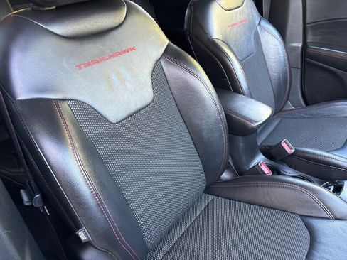 Used 2021 Jeep Compass Trailhawk image 17