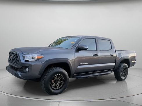 Used 2021 Toyota Tacoma TRD Off-Road AWD/4WD image 10