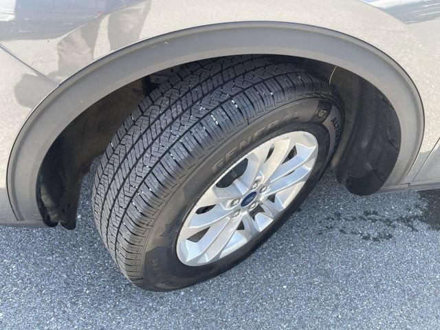 Certified 2022 Ford Escape SE w/ Convenience Package AWD/4WD image 10