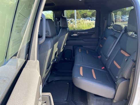 Used 2025 GMC Sierra 1500 AT4 AWD/4WD image 16