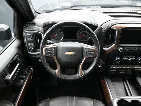 Used 2020 Chevrolet Silverado 2500 High Country w/ Z71 Off-Road Package image 25