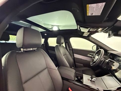 Used 2025 Land Rover Range Rover Velar S AWD/4WD image 43