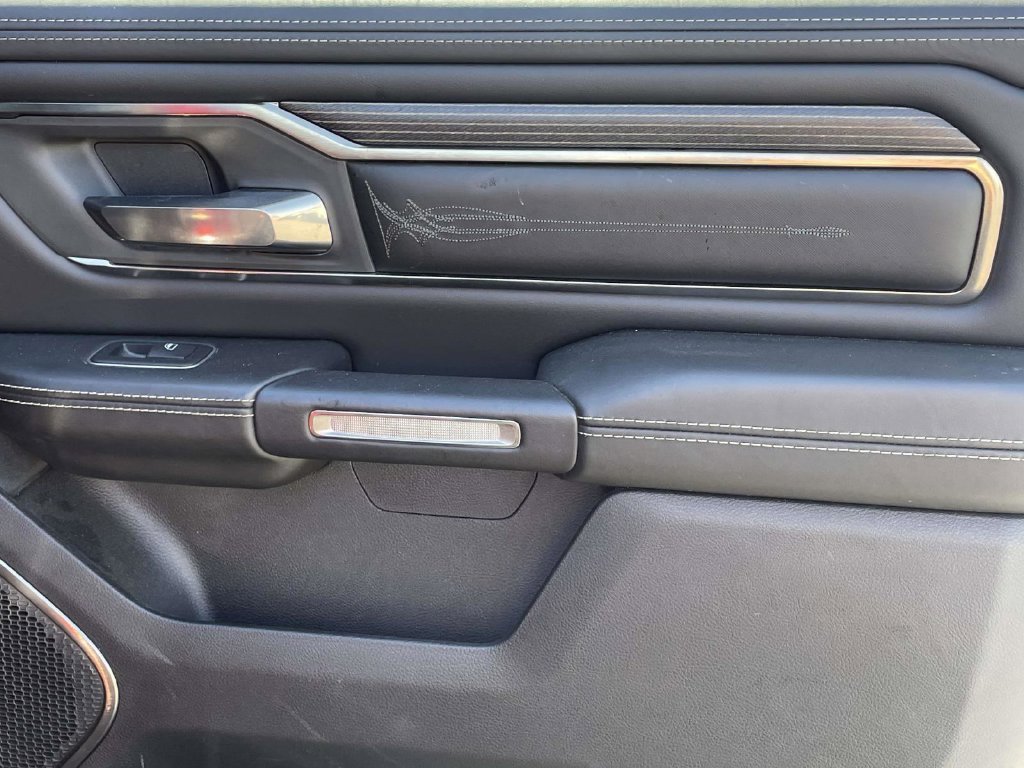 Used 2019 RAM 1500 Limited w/ Body Color Bumper Group AWD/4WD image 15