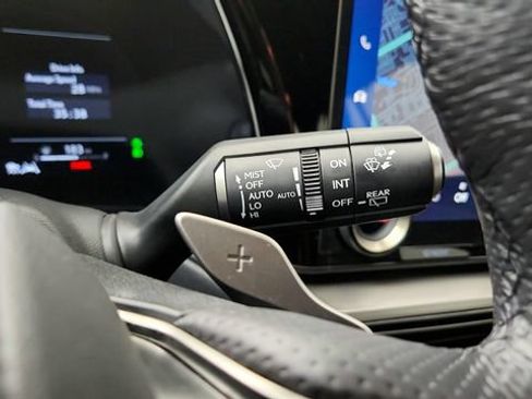 Used 2026 Lexus TX 500h AWD w/ Technology Package image 63