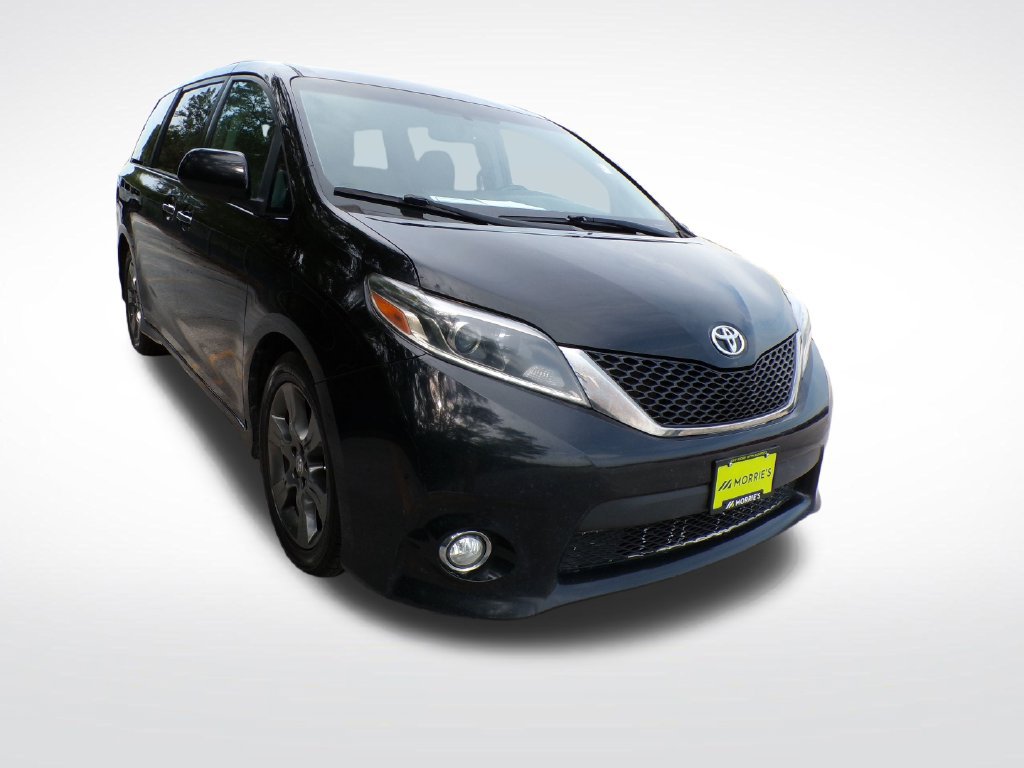Used 2016 Toyota Sienna SE FWD image 9