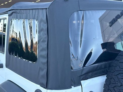 Certified 2016 Jeep Wrangler Unlimited Sport image 40