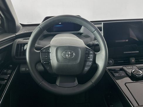 Used 2024 Toyota bZ4X FWD image 18