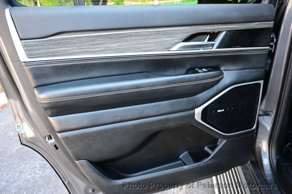 Used 2022 Jeep Wagoneer Series III w/ Premium Group I RWD image 36